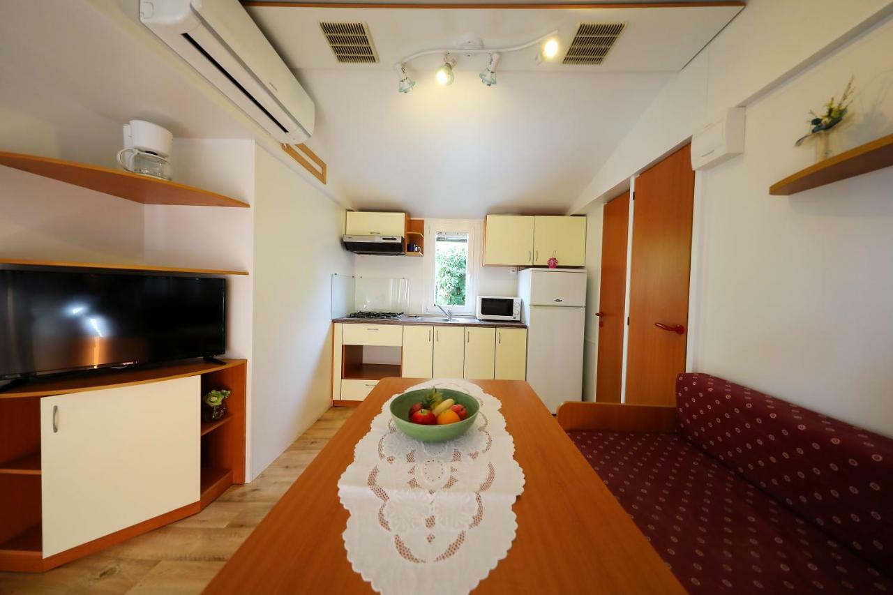 Mobile Home Grbe Nin Exterior foto
